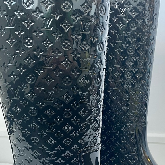 LOUIS VUITTON Boots 🖤 EU 40. Like New. - Picture 3 of 12